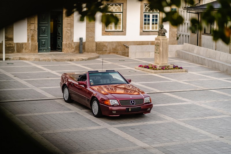 1990 Mercedes Benz 300SL24